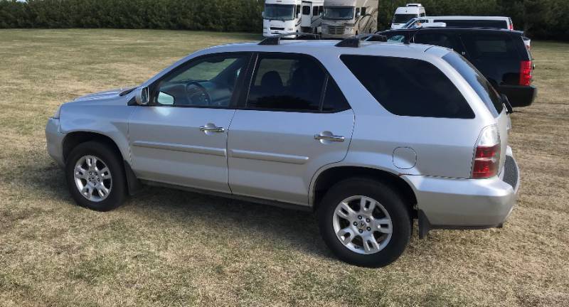lot 2 image: 2004 Acura MDX Touring AWD