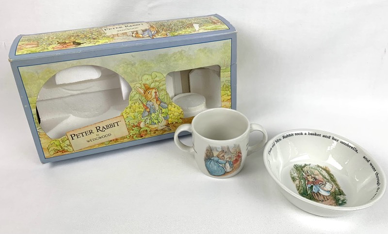 Peter Rabbit by Wedgewood 2-Piece Set in Original Box | Doll