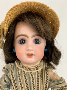 lot 9 image: Antique Brunette Bisque-Head Open Mouth Doll w Composite BodyGlass Eyes, 13 Tall