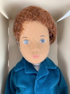 lot 27 image: Sasha Doll 312 - Gregor Redhead Cord, 16.5 Tall