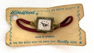 lot 31 image: Miscellaneous Doll Accessories- Winwood Watch, Purse & More