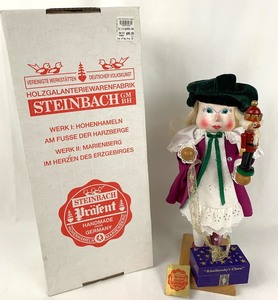 lot 42 image: Steinbach S 860 NLE Nutcracker Tchaikovskys Clara, 16 Tall