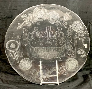 lot 70 image: Vintage Embossed Wrff Glass Serving Plate Boda Dalom. 1 Big Plate. in Original Box, 13.5 Diameter