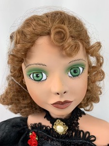 lot 104 image: World Gallery Porcelain Doll - Madeleine