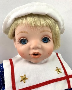 lot 128 image: World Gallery Porcelain Doll - Sean by Kay McKee