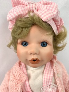 lot 140 image: World Gallery Porcelain Doll - Debbie by Holly Hunt