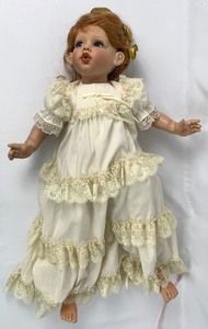 lot 209 image: Fayzah Spanos Precious Heirloom Doll - Desiree, 29 Tall