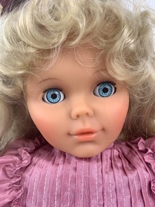 lot 219 image: Collectible Lissi Doll from Germany - Paige