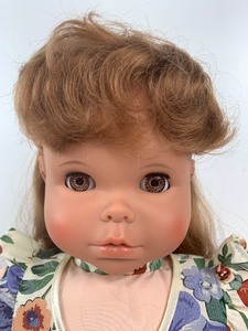 lot 221 image: Collectible Lissi Doll from Germany - Anne