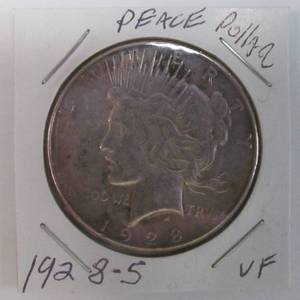 lot 46 image: Peace dollar coin