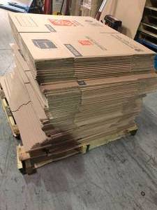 lot 30 image: assorted lot of home depot medium and large boxes see all pictures