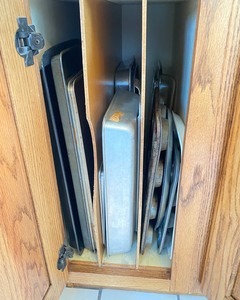 lot E108 image: CookwareBakeware