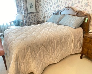 lot C124 image: Full Size Bed Set