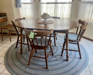 lot A101 image: Tell City Table and Chairs