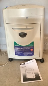 lot H079 image: Paper Shredder