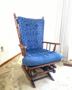 lot M505 image: Vintage Glider Rocker