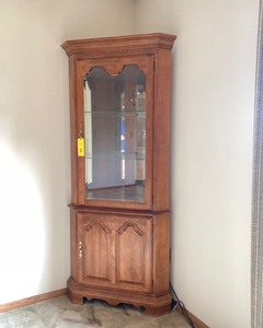 lot M503 image: Tell City Lighted Corner Curio Cabinet