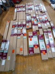 lot 15 image: Sorted pallet of cordless cellular shade blackout - mixed sizes & conditions - see pictures