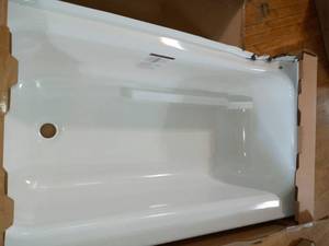 lot 18 image: Honolulu 46.5 in. Left Drain Rectangular Alcove Soaking Bathtub in White by Bootz Industries - damaged - see pictures
