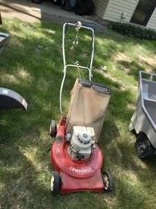 lot 7 image: Companion 3.0 20 Mower With Manual