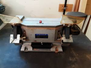 lot 38 image: J.C. Penny 6 Bench Grinder