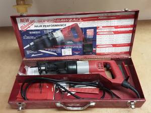 lot 52 image: Milwaukee Super Sawzall