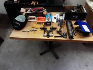 lot 60 image: Assorted Hand Tools & Sturdy Table