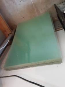 lot 68 image: 16 Pieces 20x28 Plexiglass
