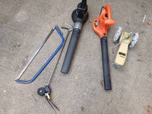 lot 99 image: Blowers, Tractor Sprinkler, Hose & Reel
