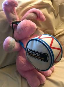 lot 135 image: 24 Plush Energizer Bunny 1995