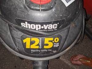 lot 42 image: Shop-Vac WetDry Utility Vac 12 Gal