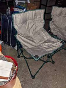 lot 45 image: Portable Lawn Chairs