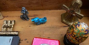 lot 157 image: Plethora of Collectibles