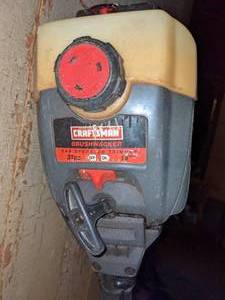 lot 19 image: Craftsman Gas Powered Brush Wacker