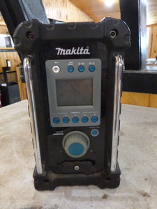 Makita Lithium-Ion Jobsite Radio