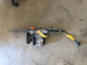 lot 3 image: 16 in. 13 Amp Electric Chainsaw by Scotts - customer return - not tested see pictures