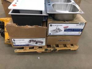 lot 21 image: Sorted pallet of sinks - mixed brands & sizes - see pictures