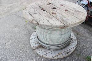 lot 13 image: 300 Ft Of Nylon Polyester Rigging Rope 114