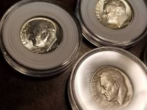 GROUP OF 5 90% SILVER ROOSEVELT DIMES IN AIRTITE HOLDERS