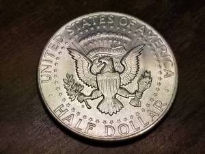 1964-D KENNEDY SILVER HALF DOLLAR AU-UNC
