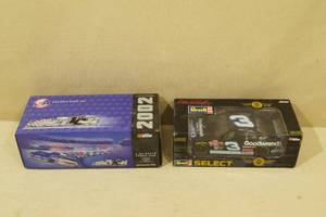 NASCAR Die Cast Cars - Earnhardt Revell Select, Jr Action MLB