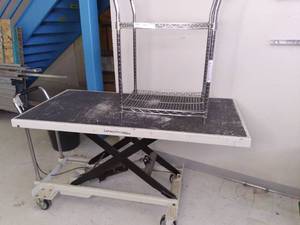 Hydraulic Lift Table being sold AS...