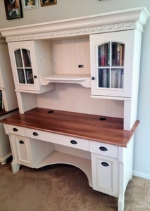 lot 5 image: Sauder Farmhouse Style Computer DeskHutch