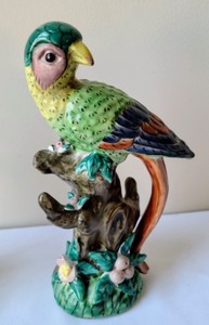 lot 52 image: Lovely Pair of Colorful Bird Figurines