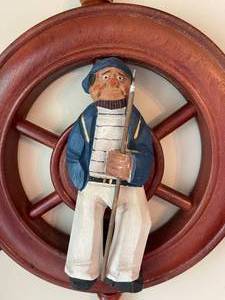 lot 175 image: Ships Wheel With Fisherman Wall Hanging