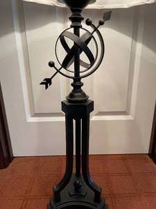 lot 190 image: Metal Weather Vane Themed Table Lamp