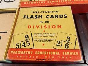 lot 260 image: Vintage Flash Cards Believed To Be From The 40s