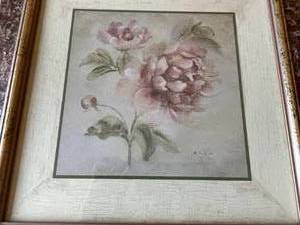 lot 284 image: 2 Floral Framed Art Pieces in Gold Frames By Blum