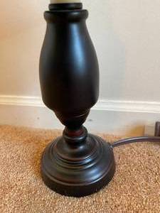 lot 307 image: Small Metal Desk  Table Lamp