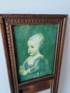 lot 70 image: Lovely Vintage Carved Mirror with Historical Portrait